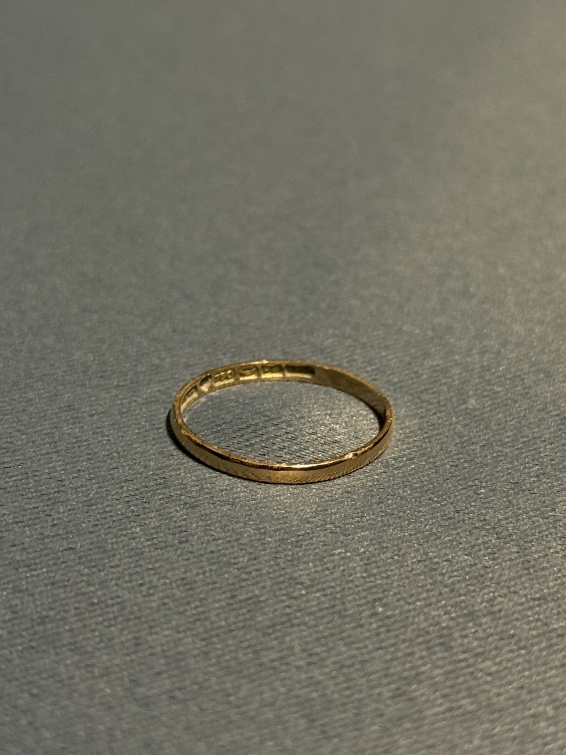 Kultasormus 18k